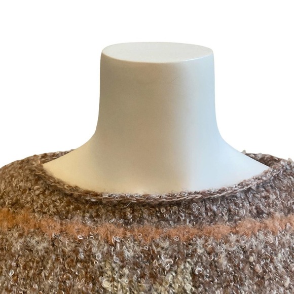 NWOT FREE PEOPLE Snowflake Sweater, size extra small - Picture 4 of 13